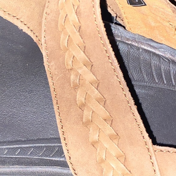 KURU LETTI Women's SIZE 10 BROWN THONG Sandals ANKLE STRAP BRAID DESIGN CLEAN - Picture 12 of 12